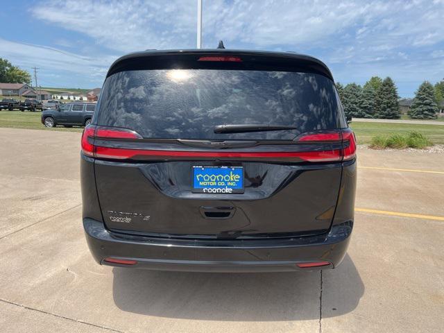 new 2024 Chrysler Pacifica car, priced at $44,750