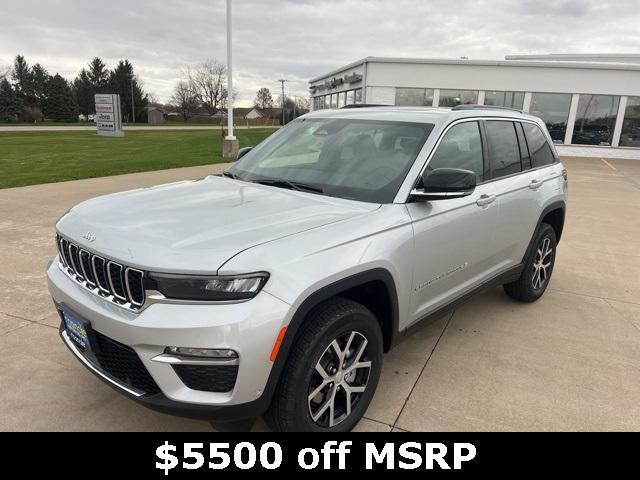 new 2025 Jeep Grand Cherokee car, priced at $46,235