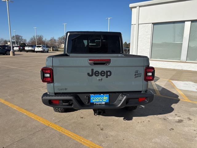 new 2025 Jeep Gladiator car, priced at $47,480