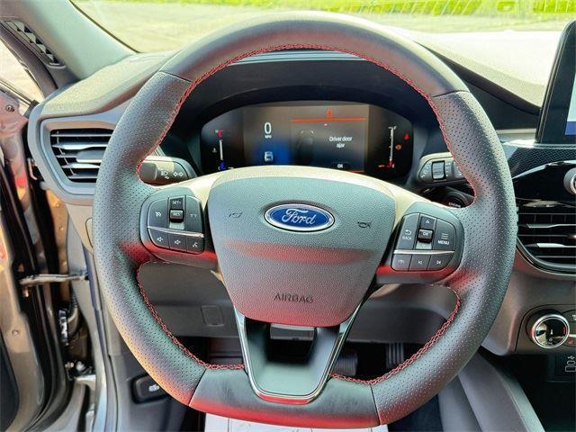 new 2025 Ford Escape car, priced at $26,585