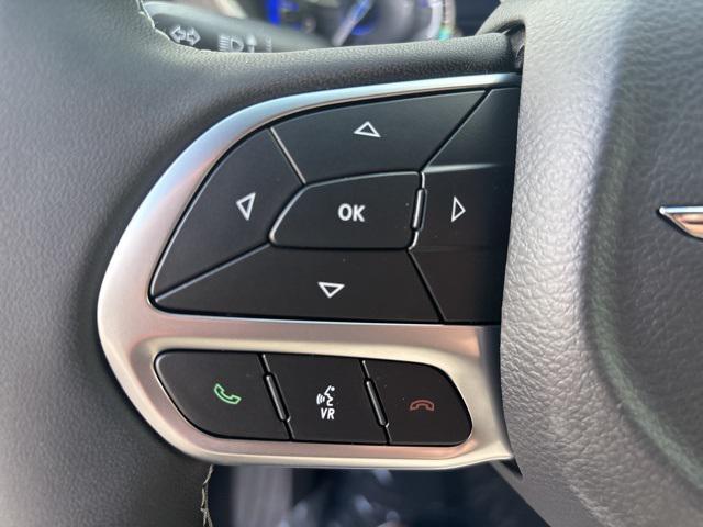 new 2025 Chrysler Pacifica car, priced at $39,945