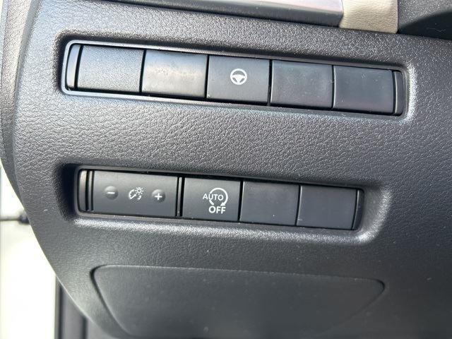 used 2023 Nissan Rogue car, priced at $19,749