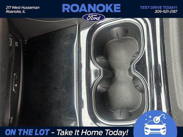 used 2021 Chrysler Pacifica car, priced at $32,700