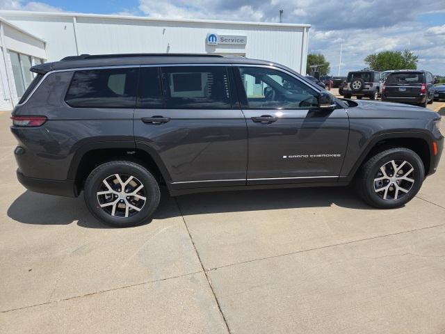 new 2025 Jeep Grand Cherokee L car, priced at $45,960