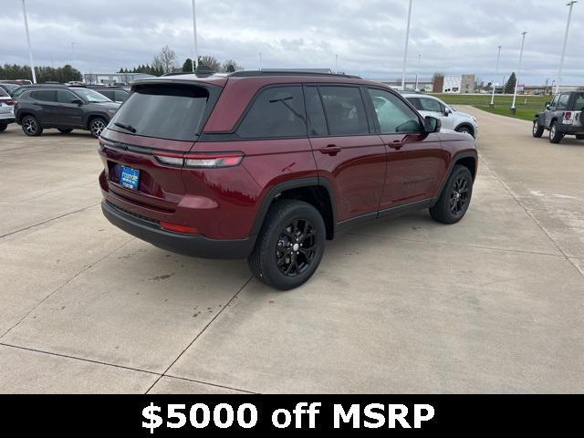 new 2025 Jeep Grand Cherokee car, priced at $40,530