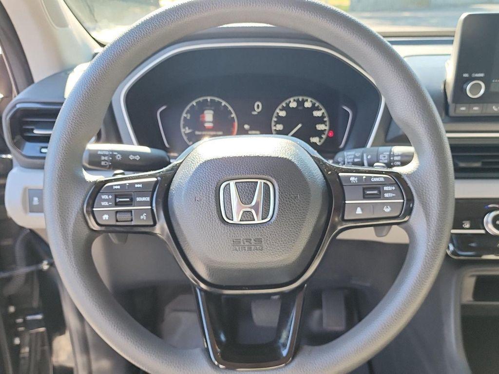 used 2023 Honda Pilot car, priced at $29,999