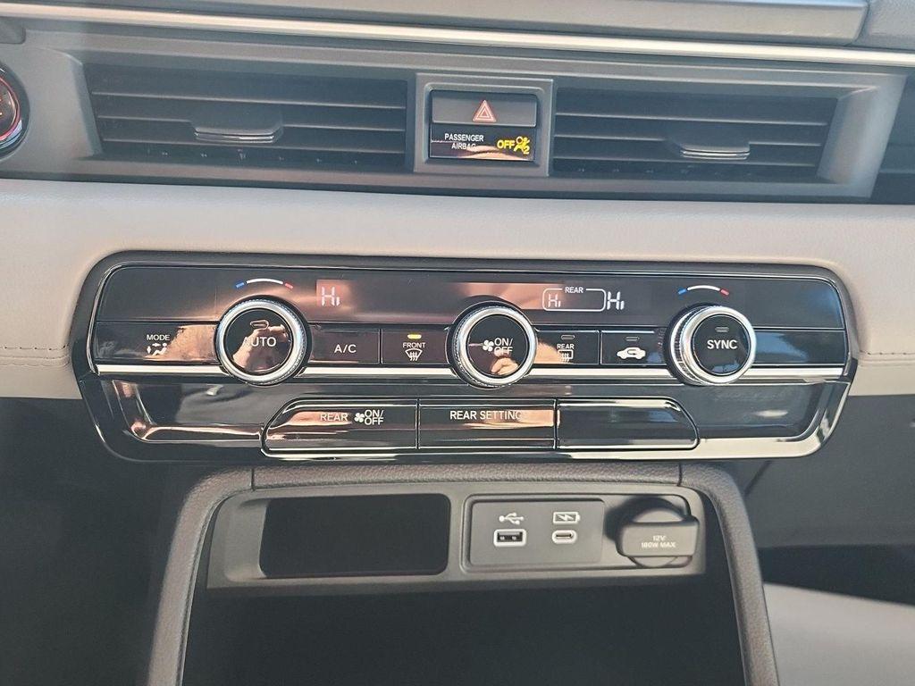 used 2023 Honda Pilot car, priced at $29,999