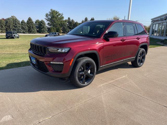 new 2025 Jeep Grand Cherokee car, priced at $48,535