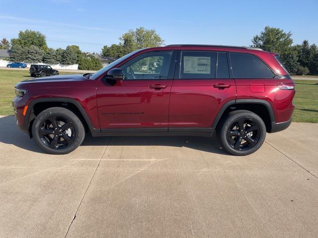 new 2025 Jeep Grand Cherokee car, priced at $48,535