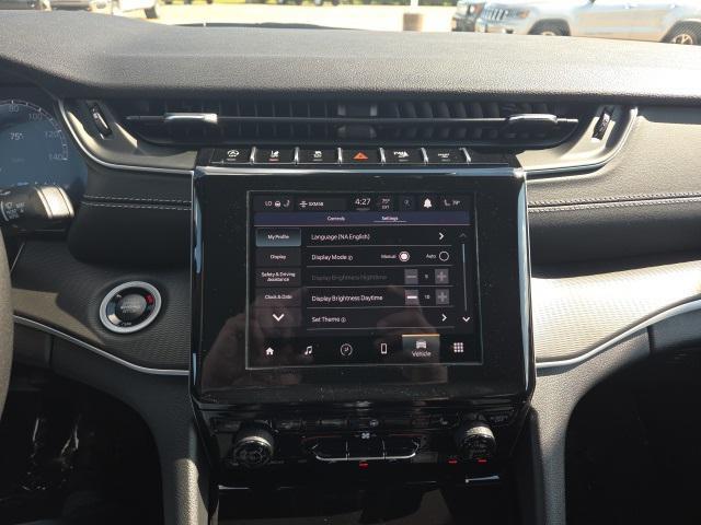 new 2025 Jeep Grand Cherokee L car, priced at $43,873