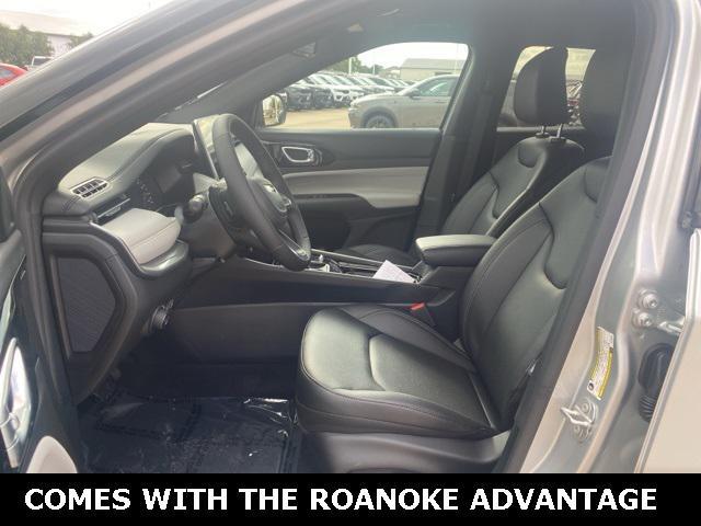 new 2025 Jeep Compass car, priced at $28,935