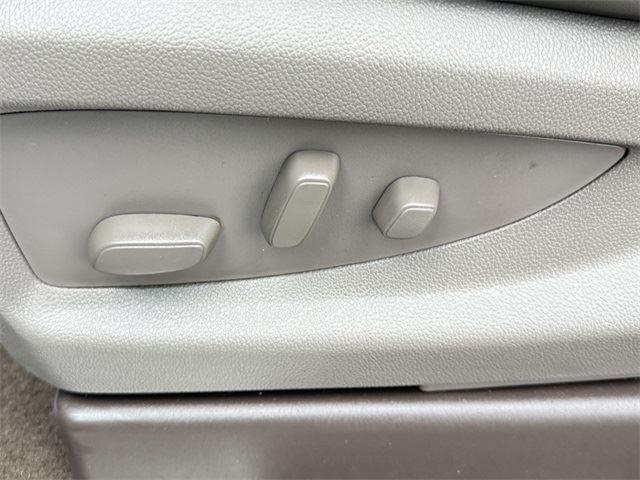 used 2018 GMC Yukon car, priced at $24,499