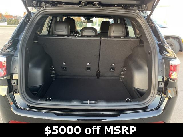 new 2025 Jeep Compass car, priced at $27,058