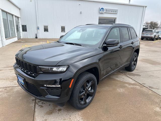 new 2025 Jeep Grand Cherokee car, priced at $52,535