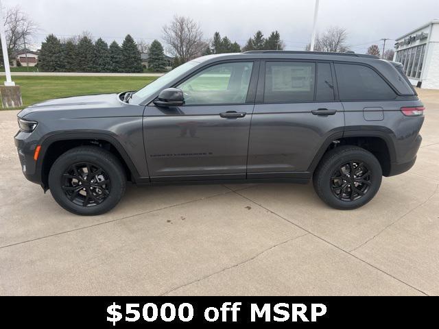 new 2025 Jeep Grand Cherokee car, priced at $40,530