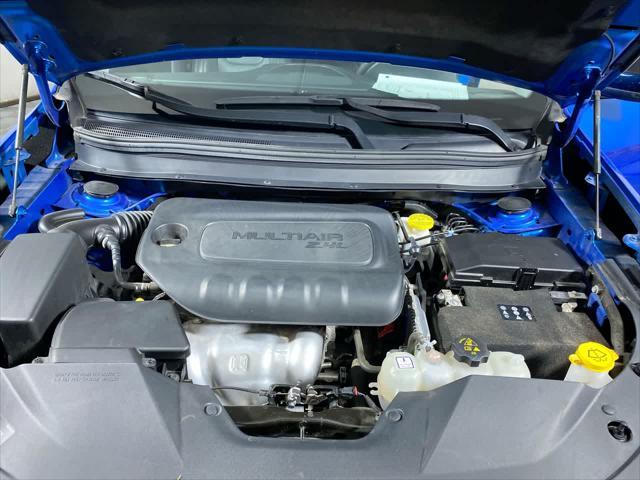 used 2023 Jeep Cherokee car, priced at $25,995