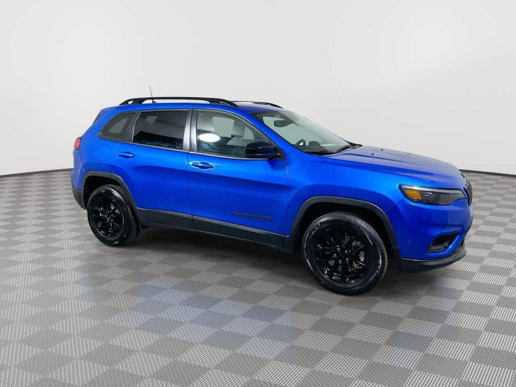 used 2023 Jeep Cherokee car, priced at $22,479