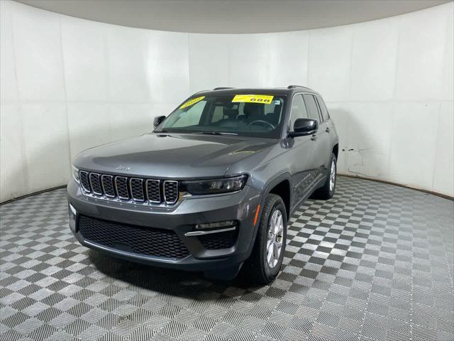 used 2022 Jeep Grand Cherokee car, priced at $31,868