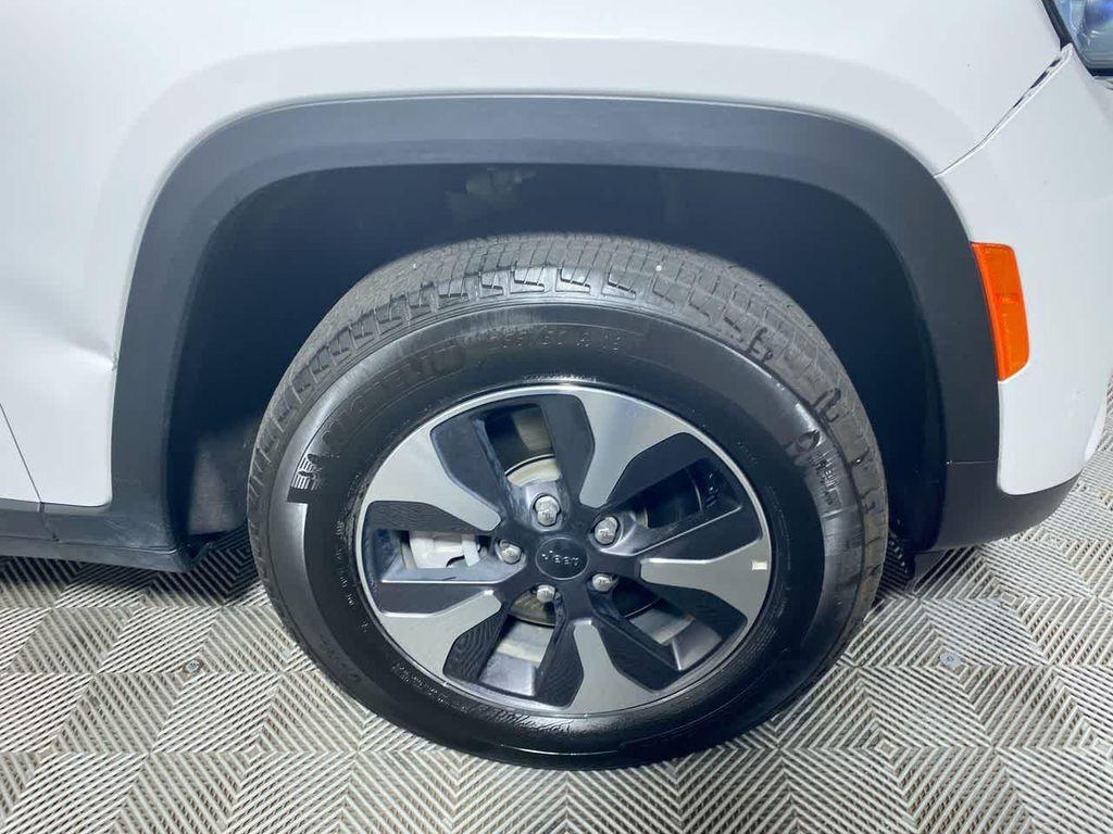 used 2024 Jeep Grand Cherokee 4xe car, priced at $27,983