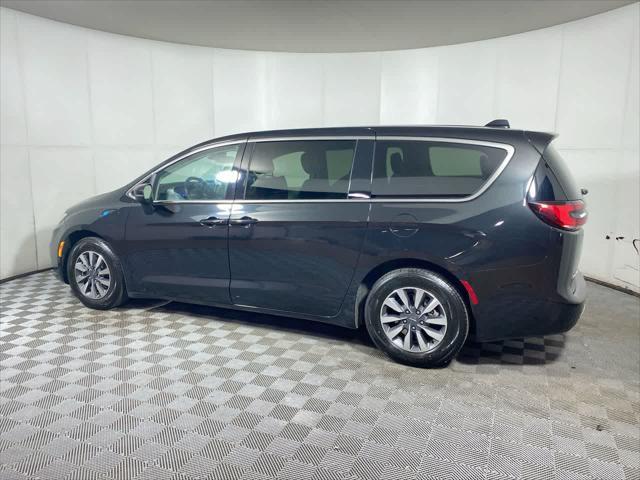 used 2023 Chrysler Pacifica Hybrid car, priced at $25,989