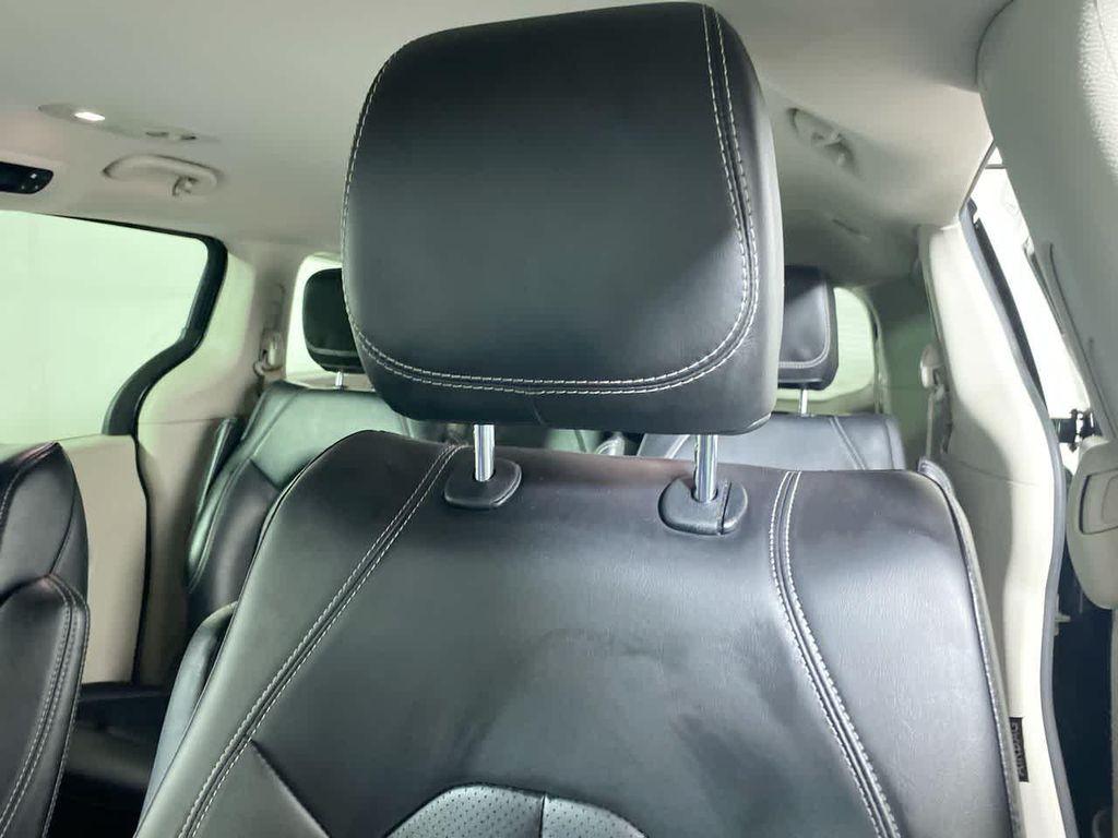 used 2023 Chrysler Pacifica Hybrid car, priced at $25,495