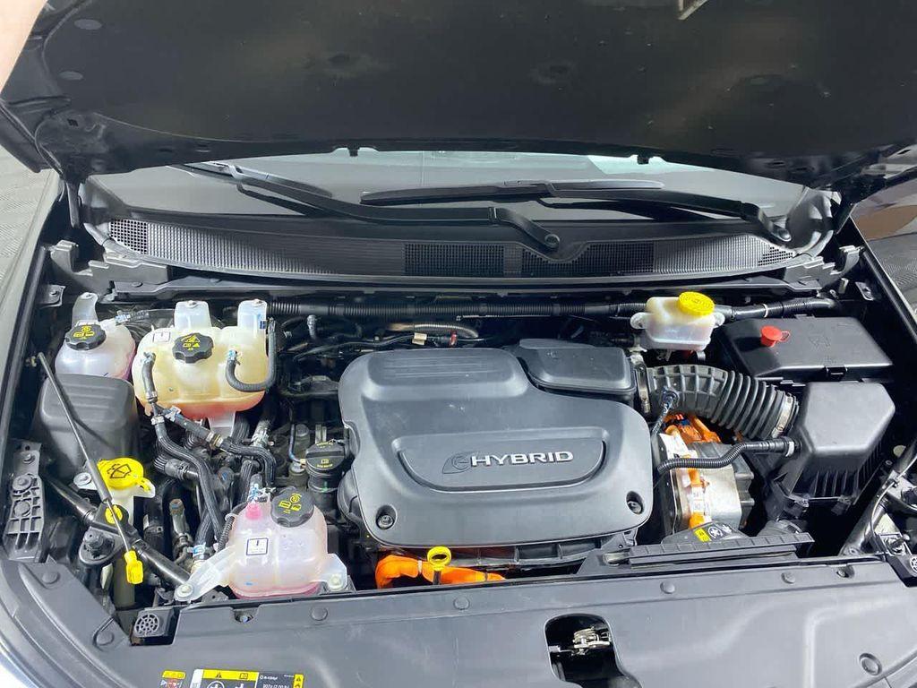 used 2023 Chrysler Pacifica Hybrid car, priced at $25,495