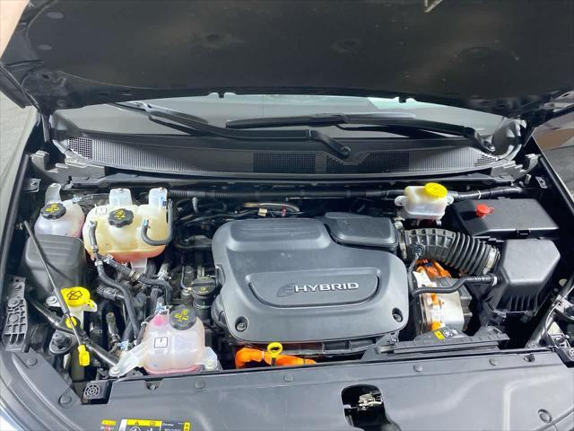 used 2023 Chrysler Pacifica Hybrid car, priced at $25,989