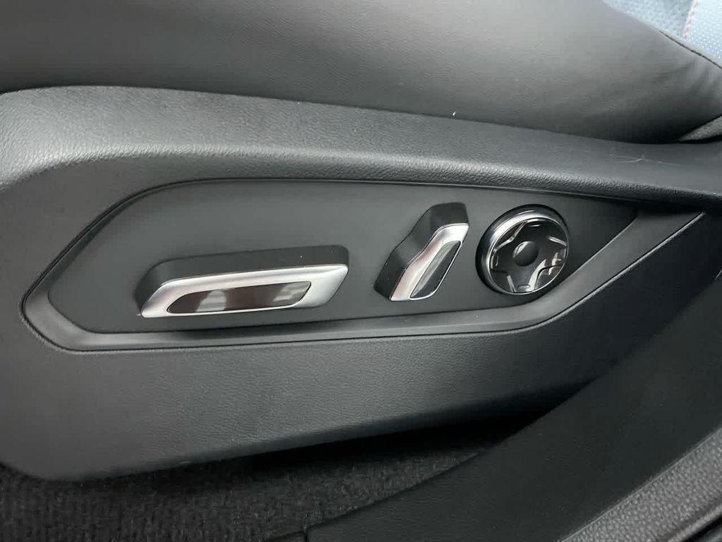 used 2024 Acura RDX car, priced at $44,442
