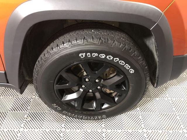 used 2015 Jeep Cherokee car, priced at $8,995