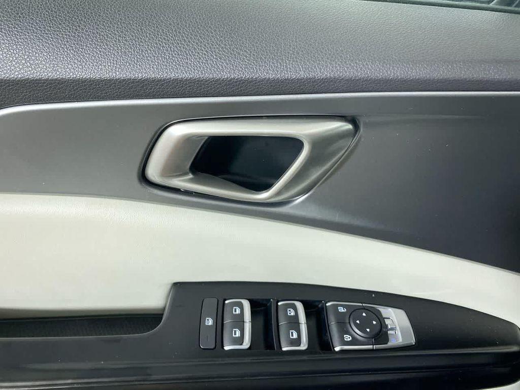 used 2024 Kia Carnival car, priced at $32,849