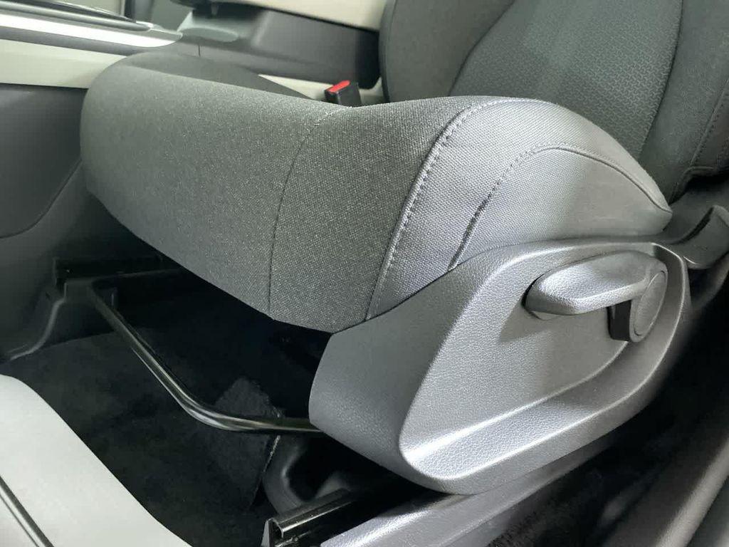used 2024 Kia Carnival car, priced at $32,849