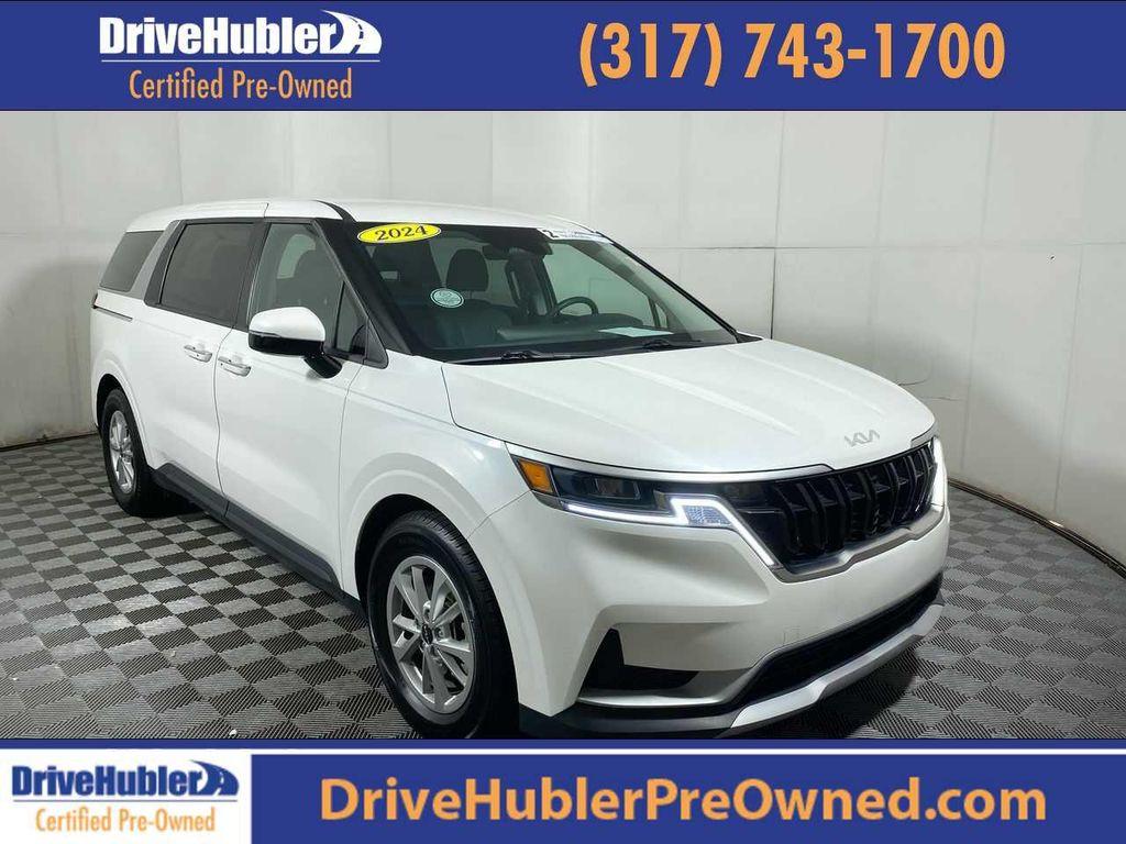 used 2024 Kia Carnival car, priced at $32,849