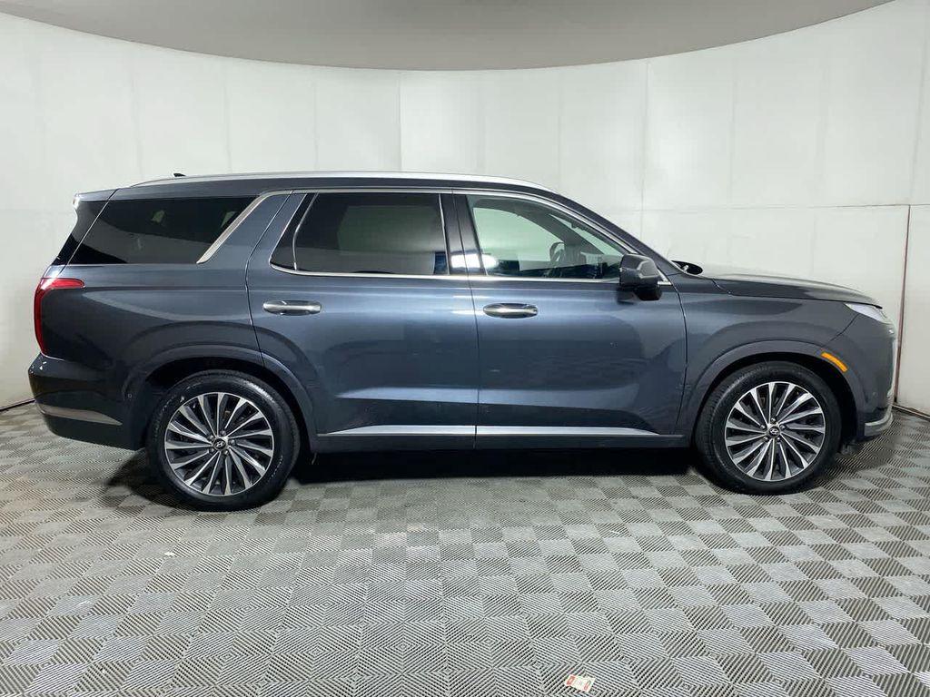 used 2024 Hyundai Palisade car, priced at $40,995