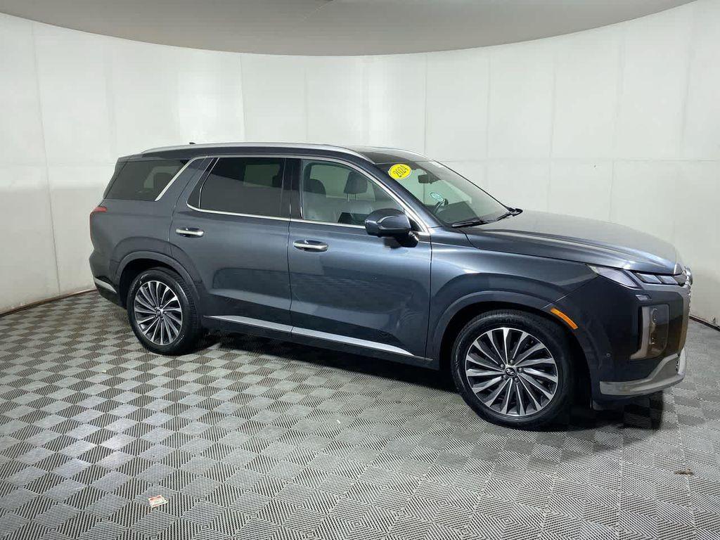 used 2024 Hyundai Palisade car, priced at $40,995