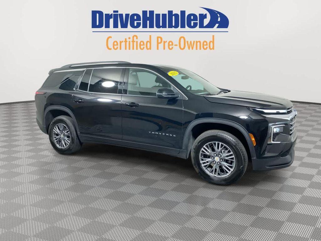 used 2025 Chevrolet Traverse car, priced at $37,795