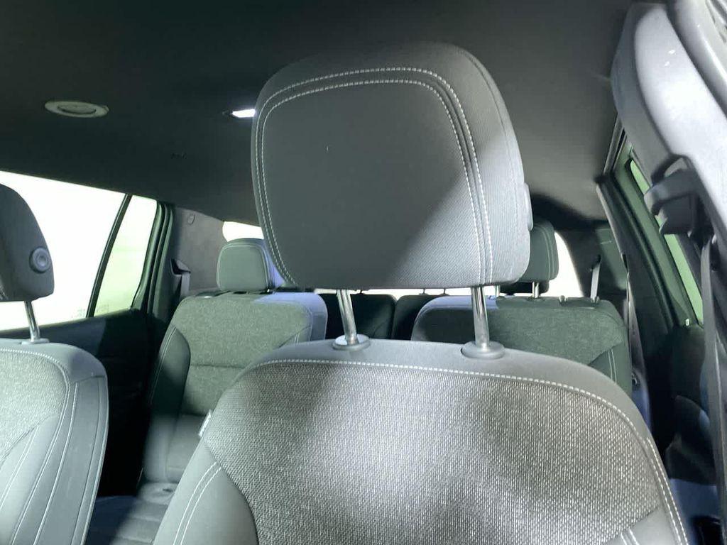 used 2025 Chevrolet Traverse car, priced at $37,795