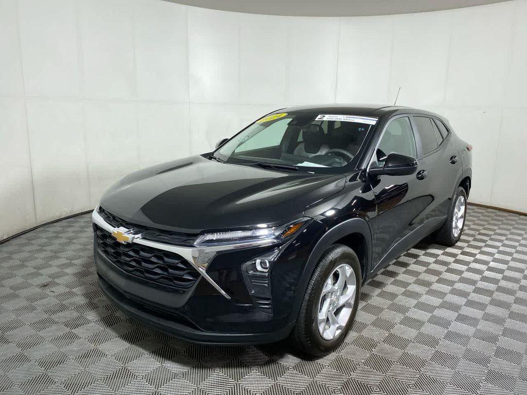 used 2024 Chevrolet Trax car, priced at $21,785