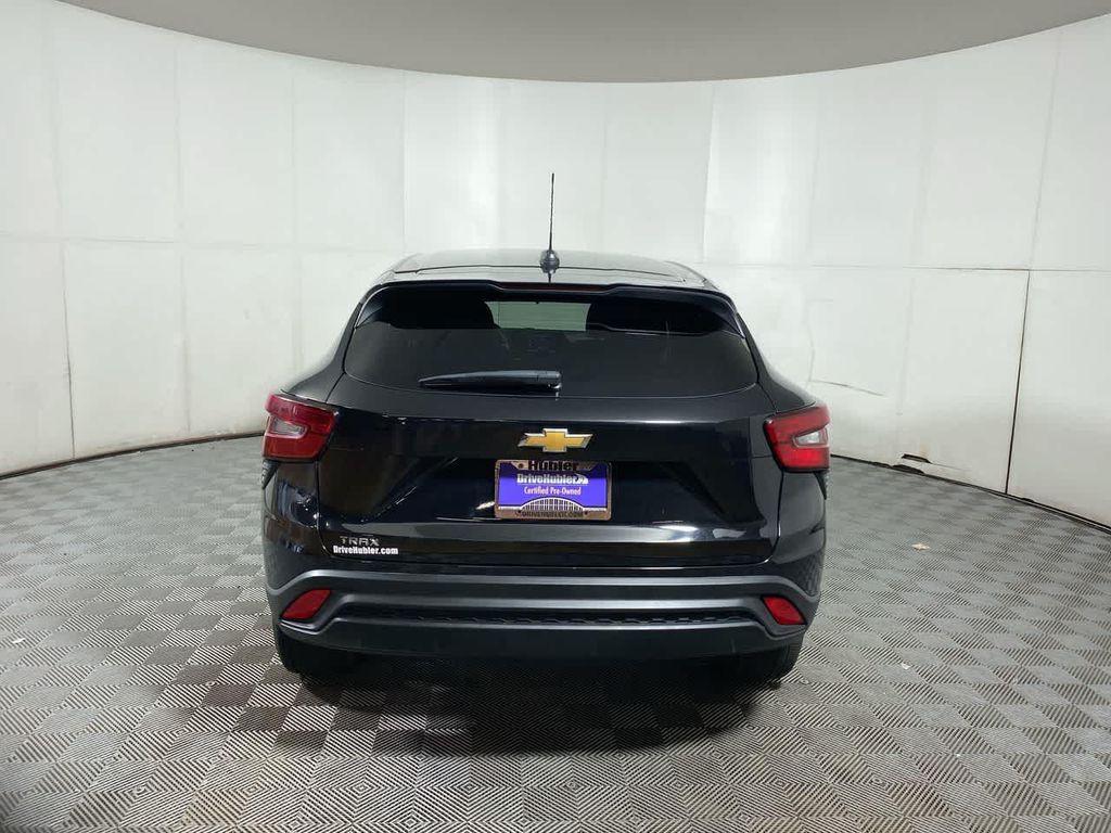 used 2024 Chevrolet Trax car, priced at $21,785