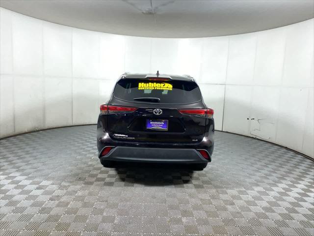 used 2022 Toyota Highlander car, priced at $34,966