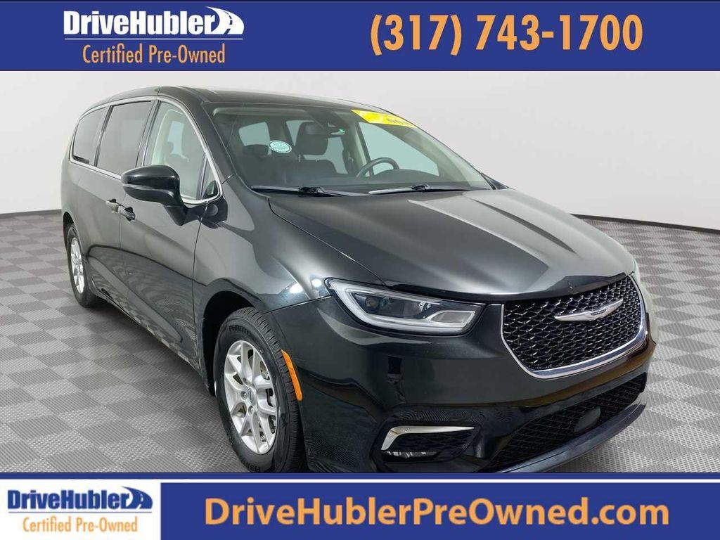 used 2023 Chrysler Pacifica car, priced at $23,795