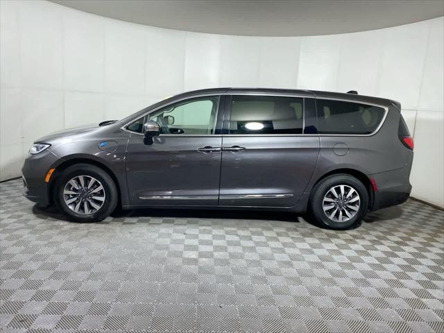 used 2023 Chrysler Pacifica Hybrid car, priced at $27,995