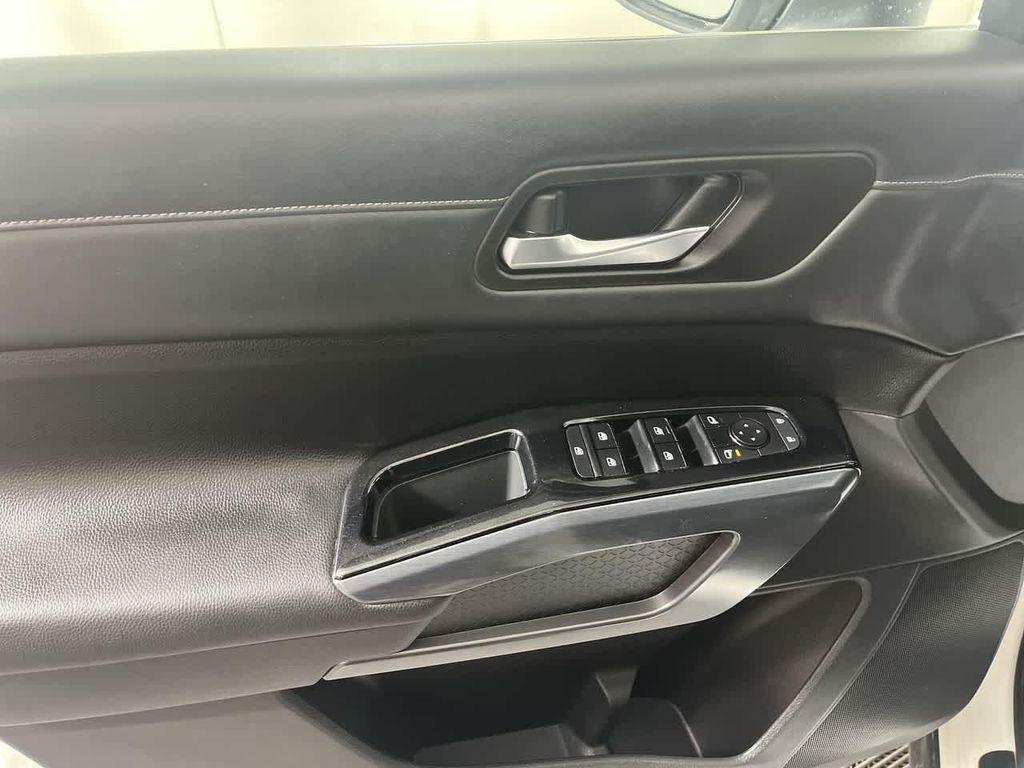 used 2025 Nissan Pathfinder car, priced at $33,656