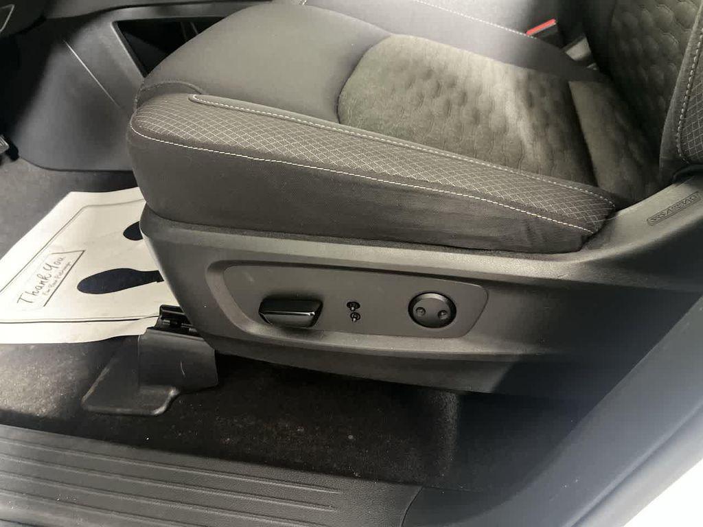 used 2025 Nissan Pathfinder car, priced at $33,656