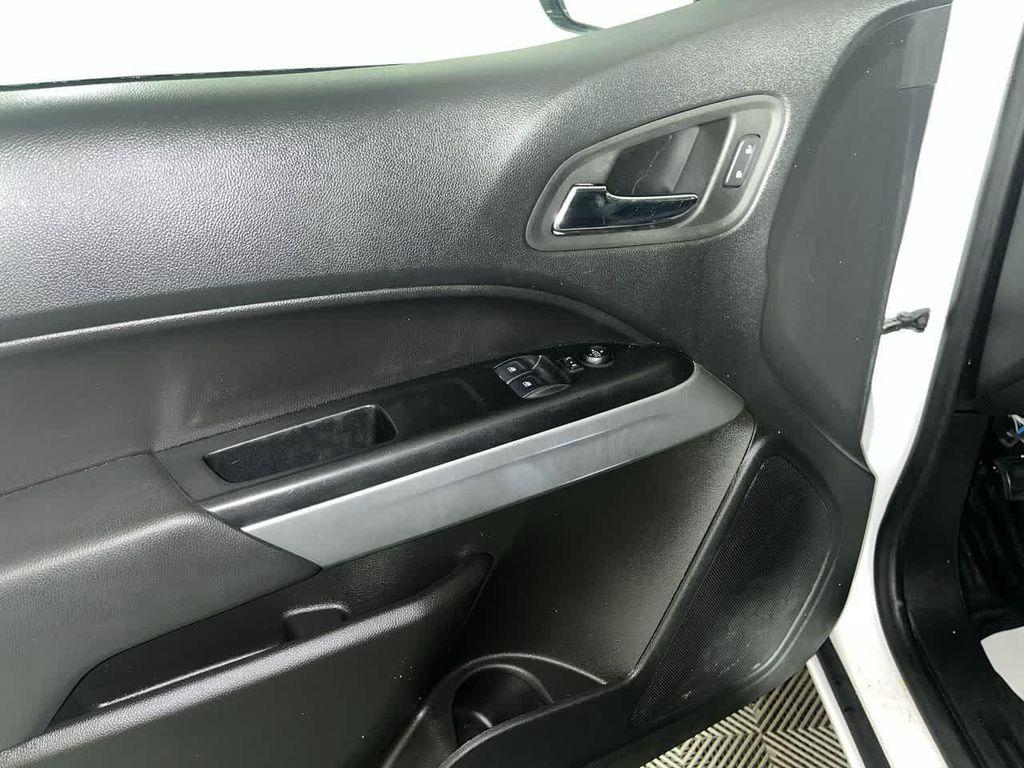 used 2022 Chevrolet Colorado car, priced at $18,595