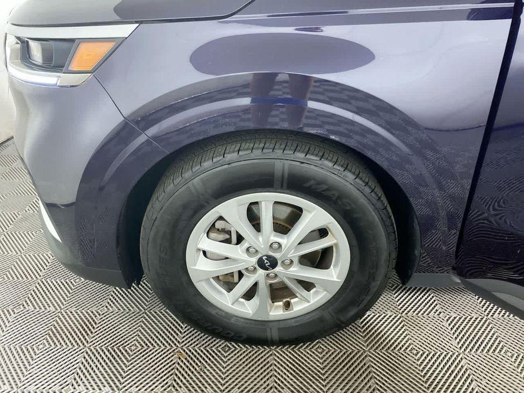 used 2024 Kia Carnival car, priced at $33,249