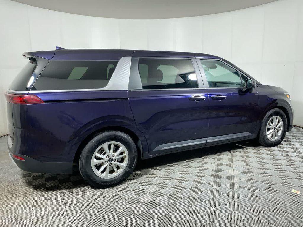 used 2024 Kia Carnival car, priced at $33,249