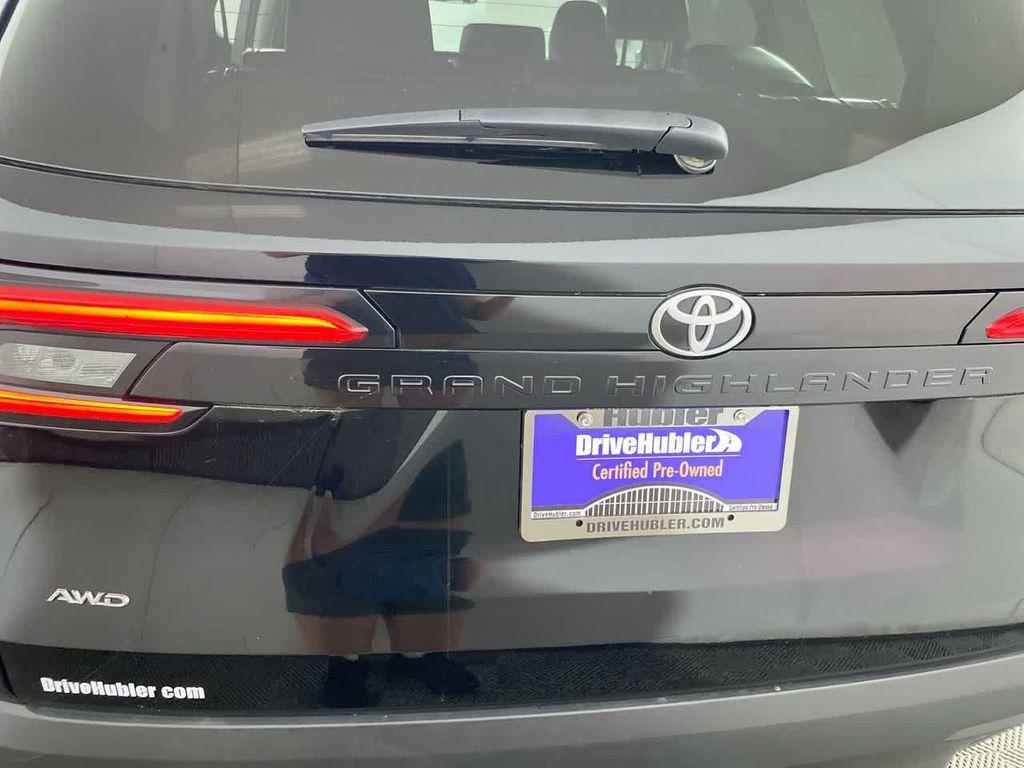 used 2024 Toyota Grand Highlander car, priced at $45,411