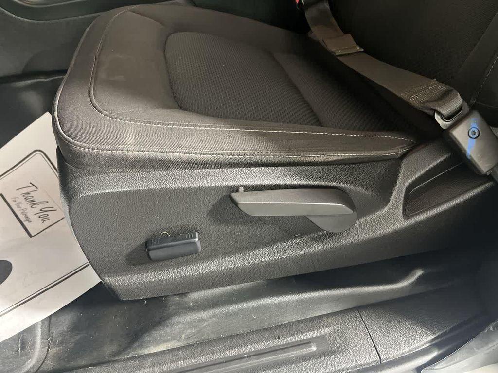 used 2022 Chevrolet Colorado car, priced at $18,395