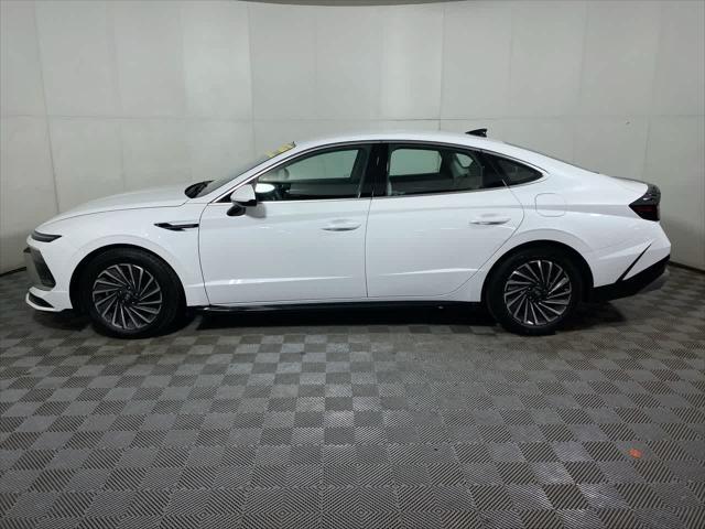 used 2024 Hyundai Sonata Hybrid car, priced at $26,295