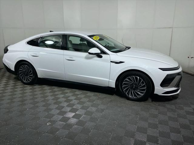 used 2024 Hyundai Sonata Hybrid car, priced at $26,295